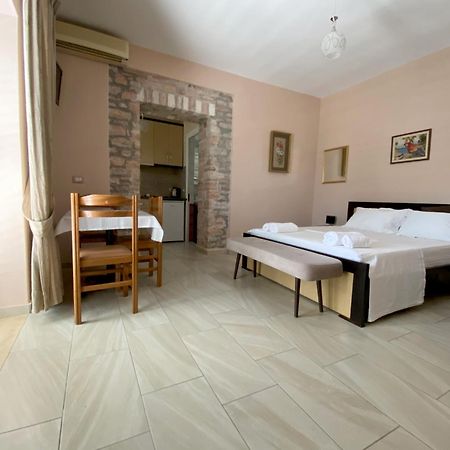Aparthotel Paja Ksamil Exterior photo
