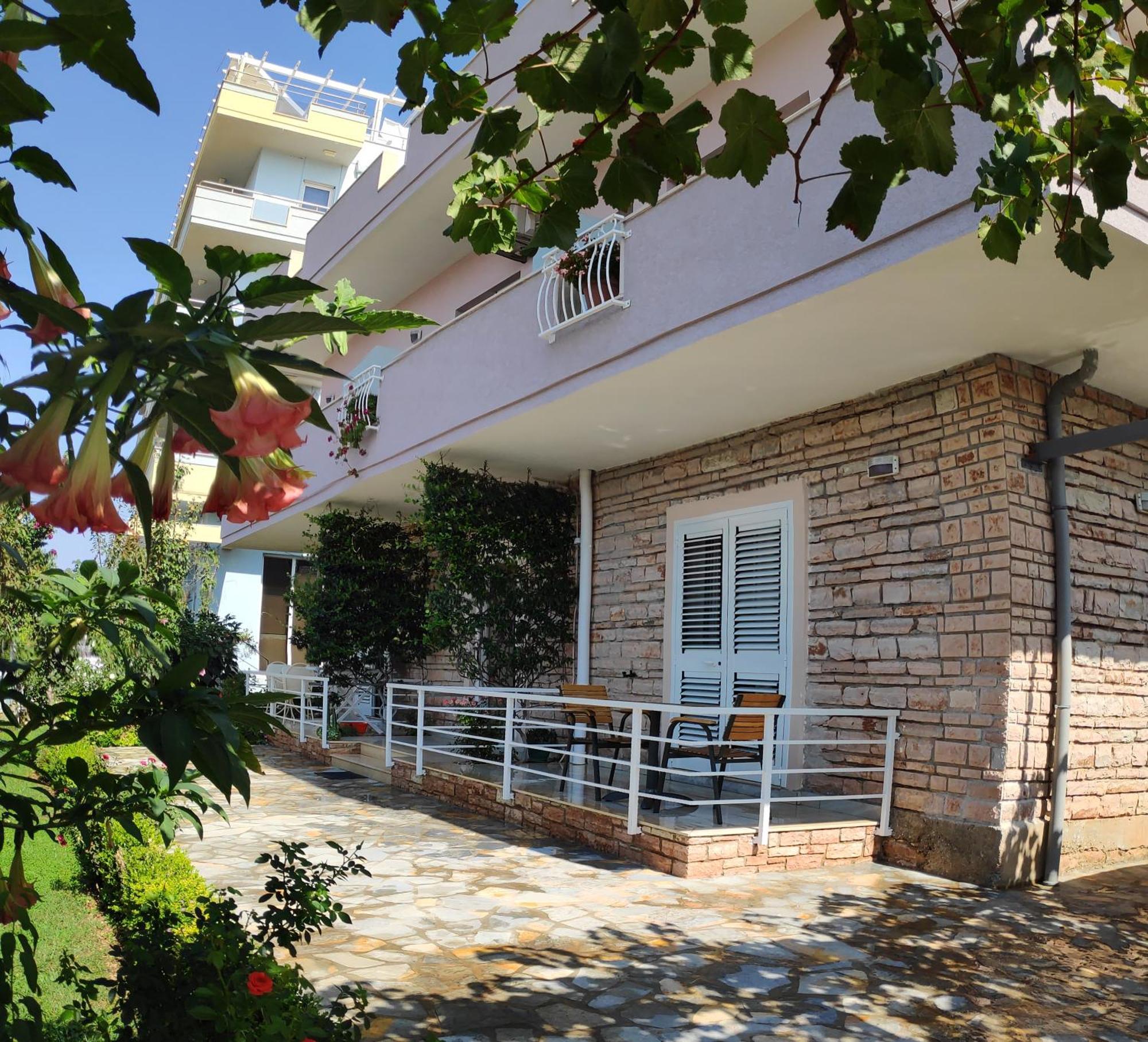 Aparthotel Paja Ksamil Exterior photo