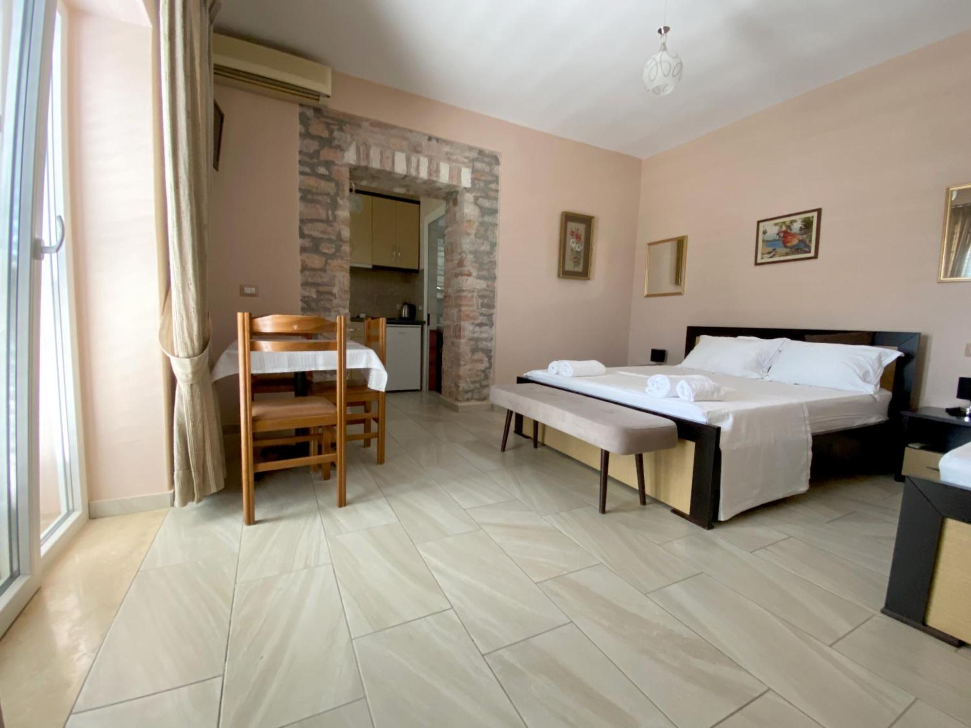 Aparthotel Paja Ksamil Exterior photo